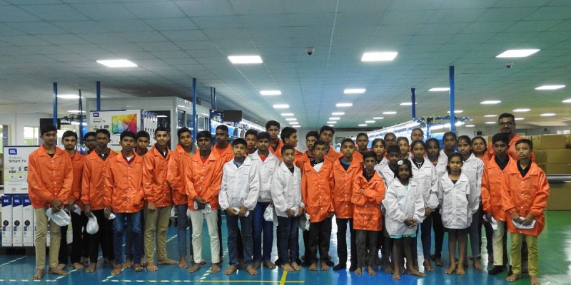 Factory Visit of Meris Class Institution